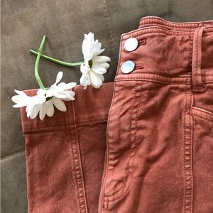 Ann Taylor high waisted, wide leg jeans 🍁